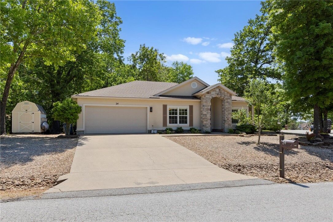 Property Photo: 24 Taylor Drive AR 72714