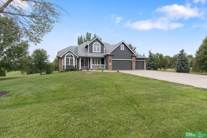 Property Photo: 4003 Birchwood Drive NE 68123
