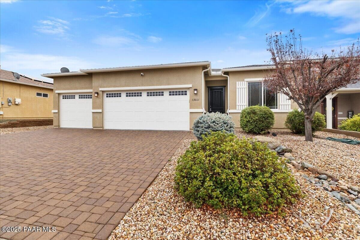 Property Photo: 13021 E Gonzalez Street AZ 86327