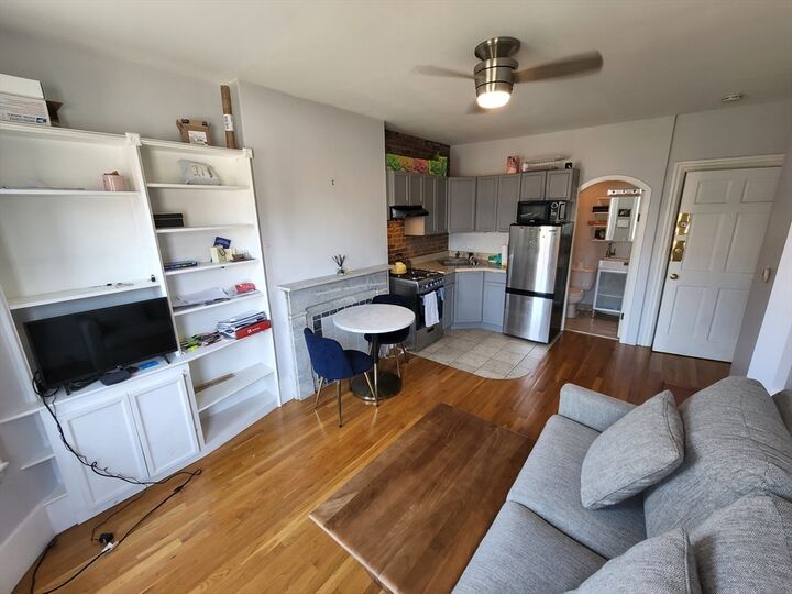 Property Photo:  154 W Concord St 3A  MA 02118 