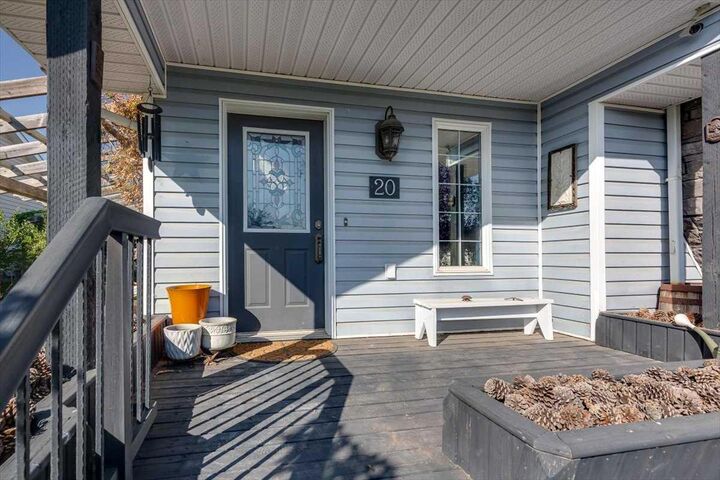 Property Photo: 20 Kendrew Drive AB T4P 3V2