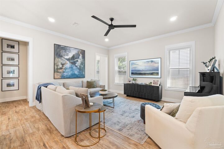 Property Photo:  1514 Belmont St  FL 32501