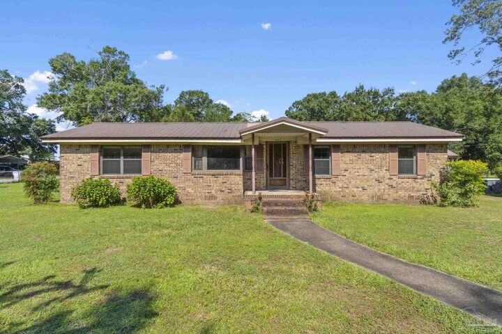 4285 Seventh Ave  Pace FL 32571 photo