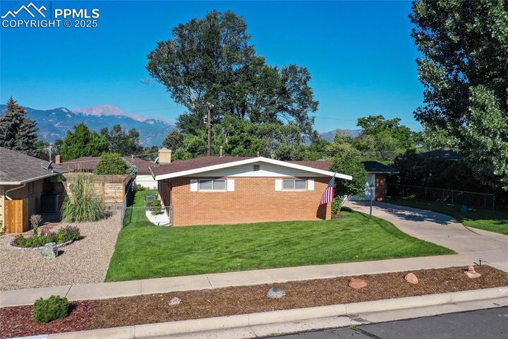 Property Photo:  1026 N Logan Avenue  CO 80909 