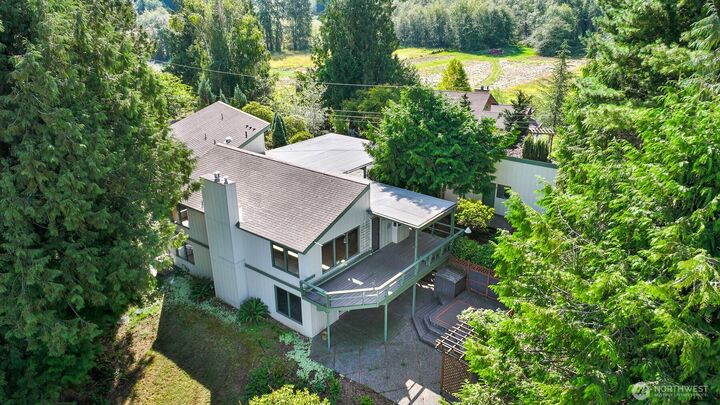Property Photo: 559 E Hemmi Road WA 98264