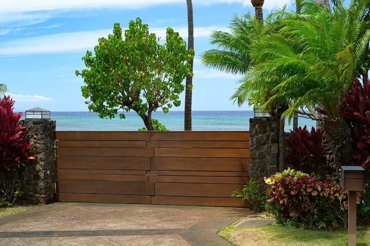 Property Photo: 4809 Lower Honoapiilani Rd HI 96761