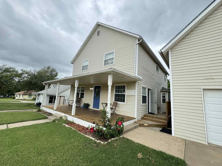 Photo de la propriété:  1710 Fowler Ave  KS 67156 