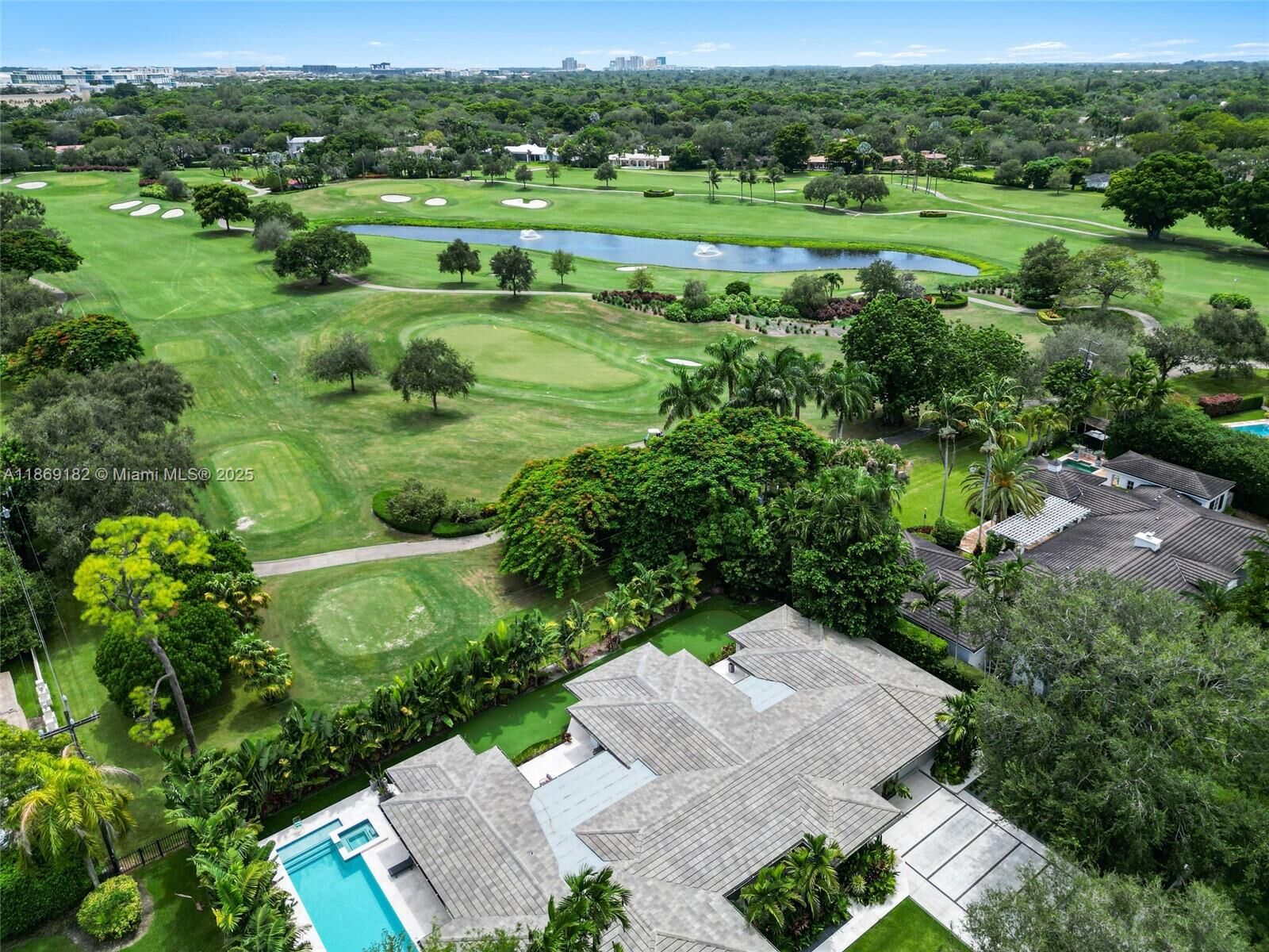 Property Photo:  4144 Pinta Ct  FL 33146 