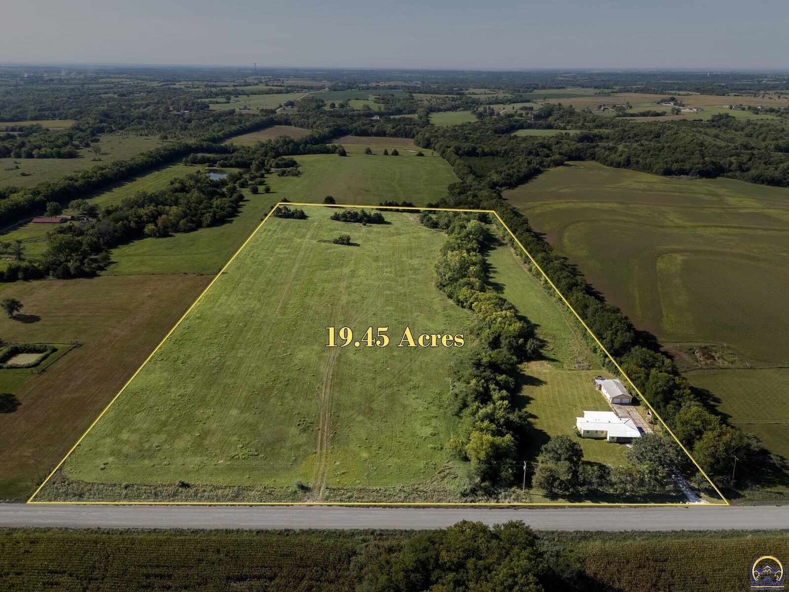 Property Photo: 15799 142nd Rd KS 66509