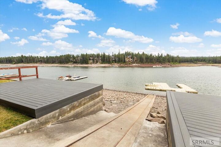 Property Photo: 3592 Bills Loop South Road ID 83429