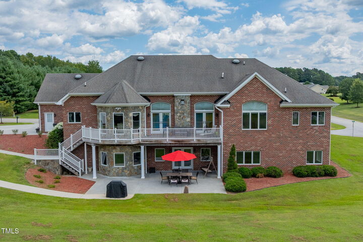 Property Photo:  207 Apple Street  VA 23917 