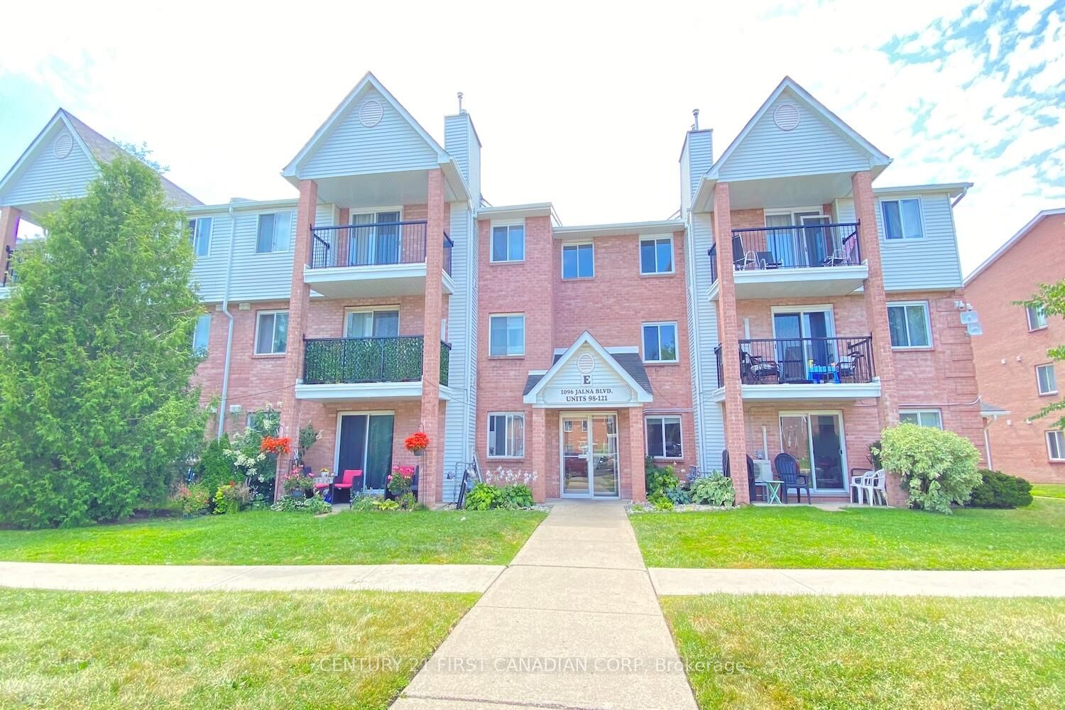 Property Photo: 1096 Jalna Boulevard 119 ON N6E 3B8