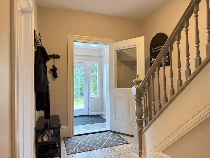 Property Photo:  312 18th Street W  ON N4K 4C1 