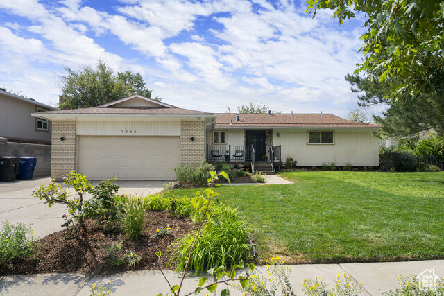Property Photo: 7622 S Cambria Cir UT 84121