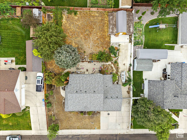 Property Photo:  896 N 900 E  UT 84062 
