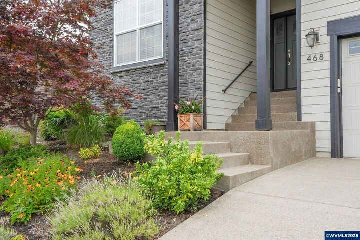 Property Photo: 468 Eaglet St NW OR 97304