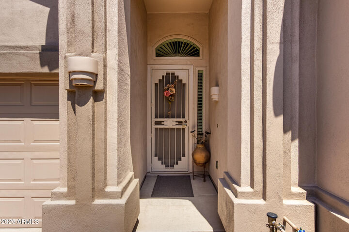 Property Photo:  2935 N Avoca Circle  AZ 85207 