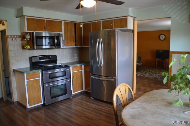 Property Photo: 8 Bahama Lane NY 14225
