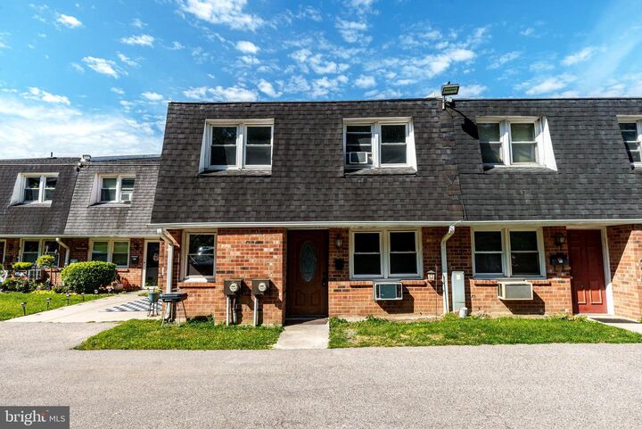 2539 Jenkintown Road 103  Glenside PA 19038 photo
