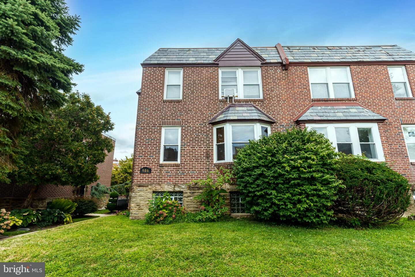 Property Photo: 906 E Sharpnack Street 2 PA 19150
