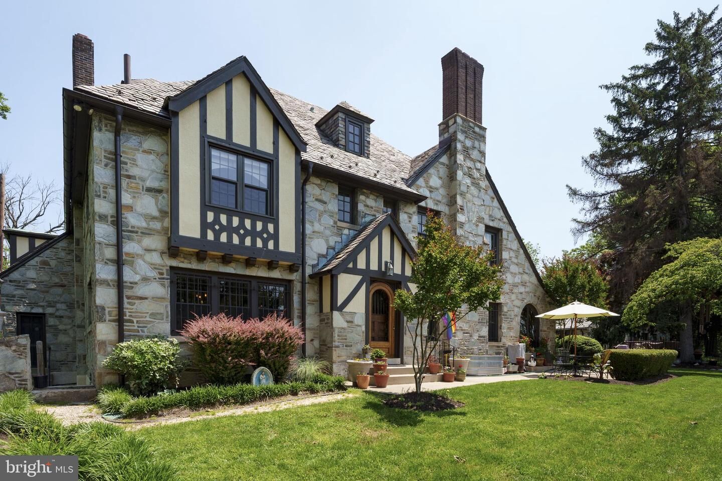 Property Photo:  33 Richey Place  NJ 08618 