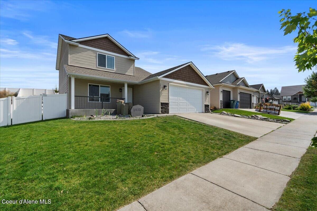Property Photo:  3410 N Treaty Rock Blvd  ID 83854 