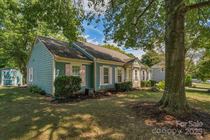 Property Photo: 12341 Parks Farm Lane NC 28277