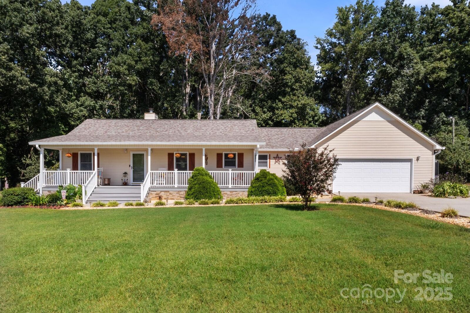 Property Photo:  2312 Joseph Court  SC 29732 
