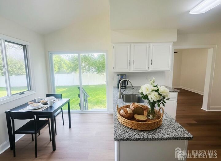 Property Photo:  24 Pullman Loop  NJ 08810 