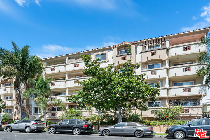 Property Photo: 1246 Armacost Ave CA 90025