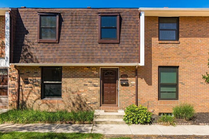 1865 Willoway N Circle  Columbus OH 43220 photo