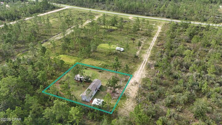 Property Photo: 20771 NW Marianna Lake Avenue FL 32438