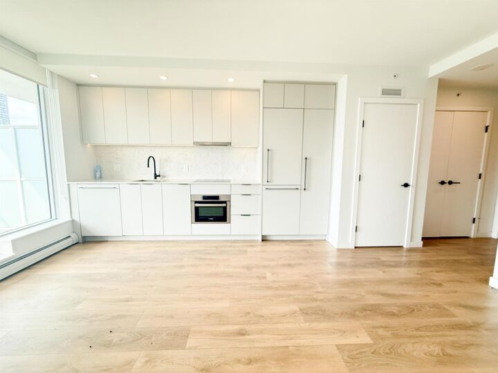 Property Photo:  13685 102 1810  BC V3T 1N7 