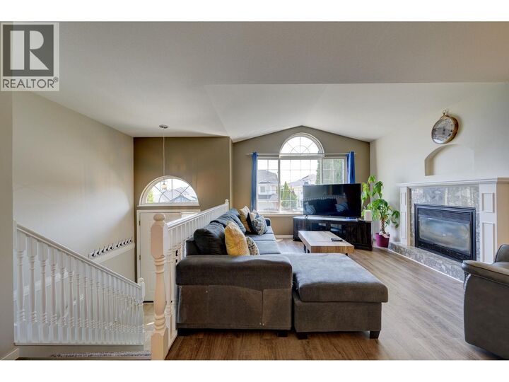 Property Photo: 2217 Turnberry Place BC V1S 1S7