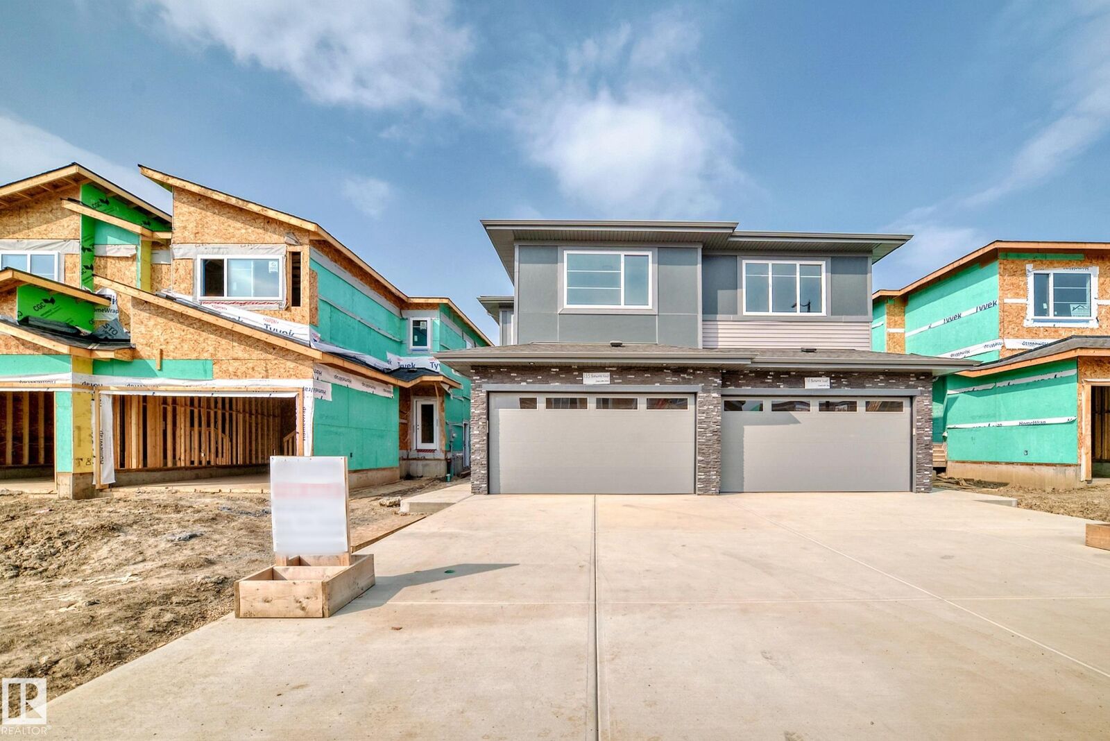 Property Photo:  49 Patriot Way  AB T7X 2W6 