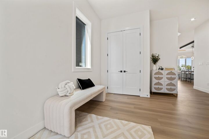 Property Photo: 724 166 Avenue NE AB T5Y 4J1