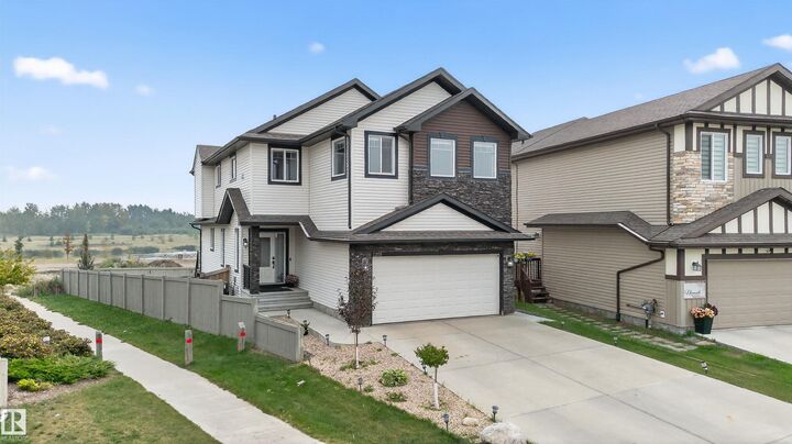 Property Photo: 1215 24 Avenue NW AB T6T 2E4