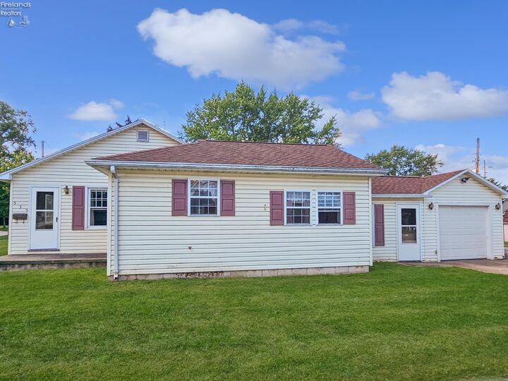 Property Photo:  535 Duane St  OH 43410 