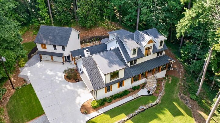 Property Photo: 3201 Teton Drive SE GA 30339