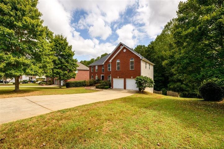 Property Photo: 1045 Paper Creek Drive GA 30046