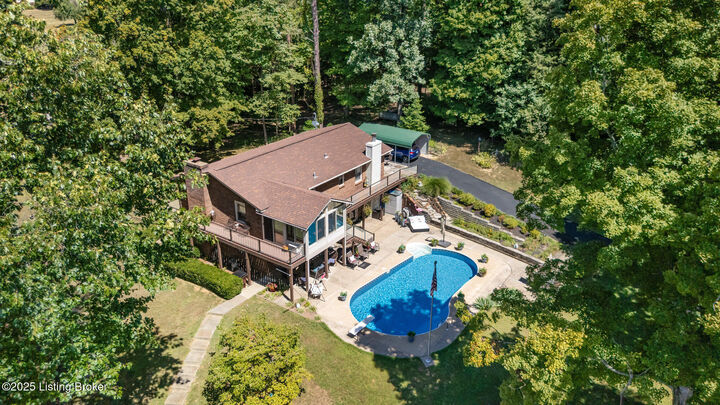 Property Photo: 1103 Peaceful Way KY 40165