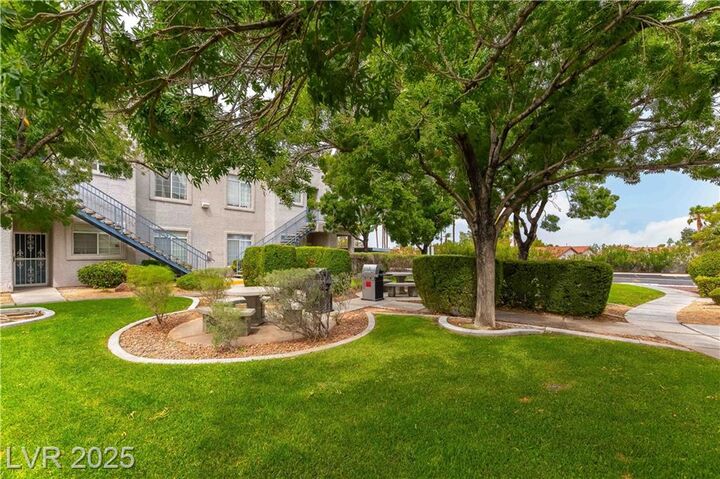 Property Photo: 2201 Ramsgate Drive 1127 NV 89074