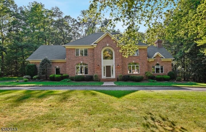 33 Skyline Dr  Warren Twp. NJ 07059 photo