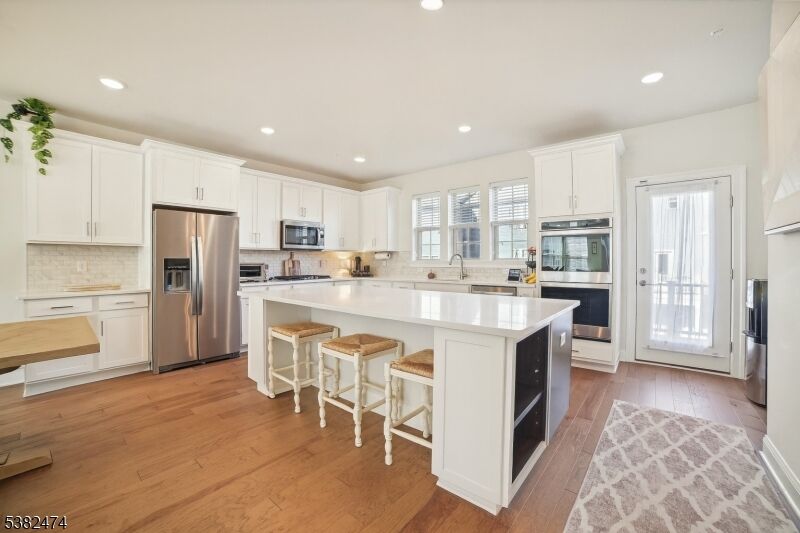 Property Photo:  6 Lilac Dr  NJ 07059 
