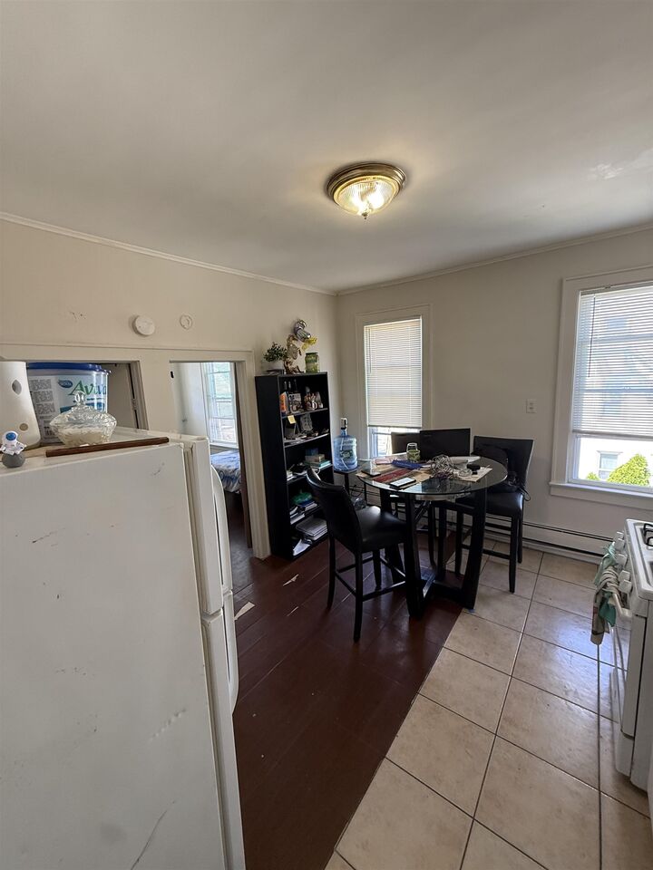 Property Photo: 133 West 20th St 4 NJ 07002