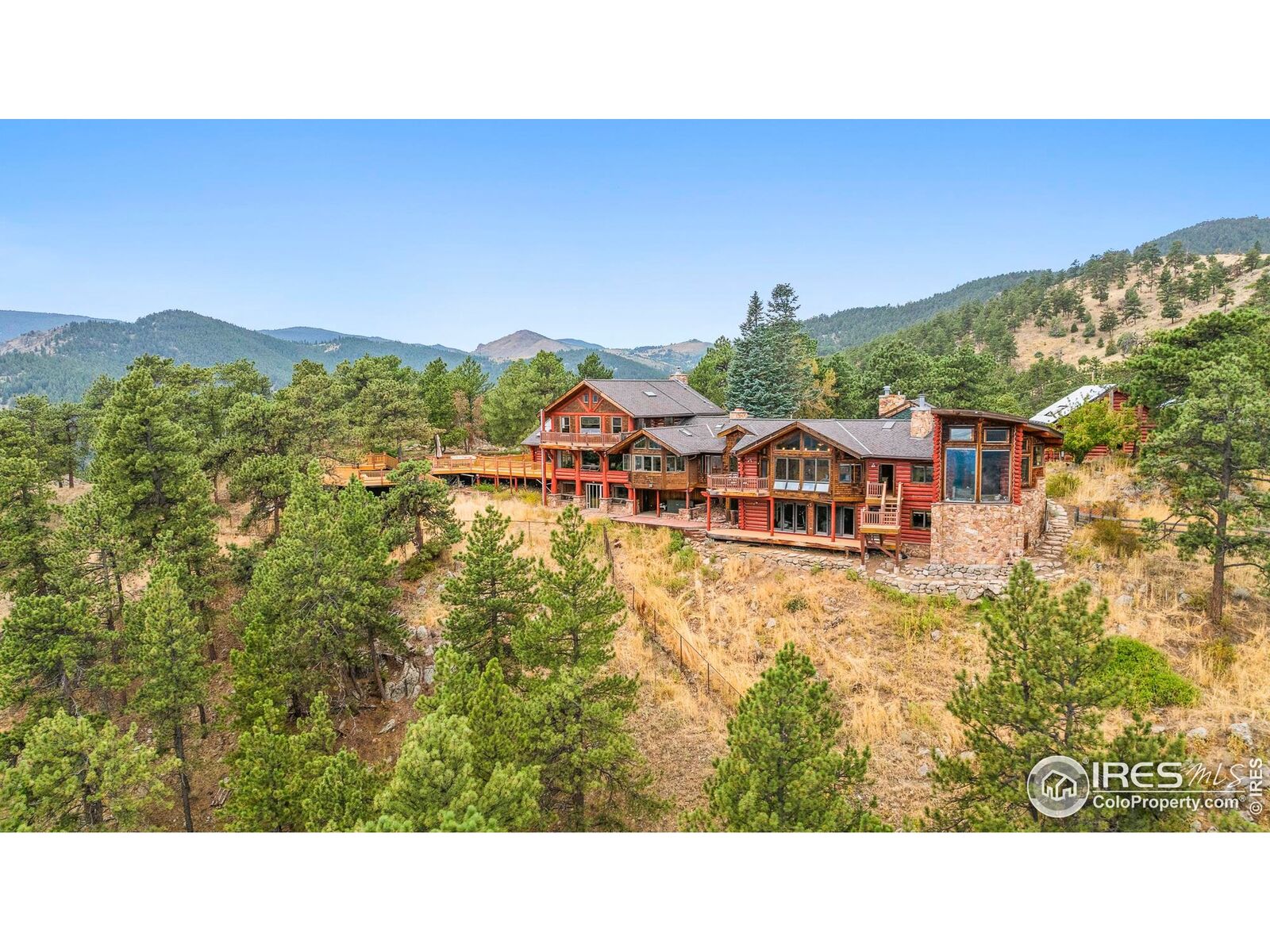 Property Photo: 470 79 1327 1344 1327 Weaver Dr CO 80302