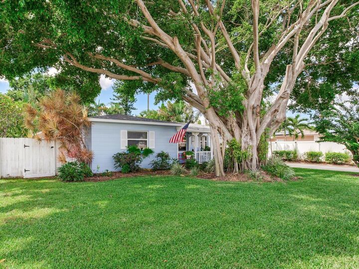 Property Photo:  3662 24th Avenue N  FL 33713 