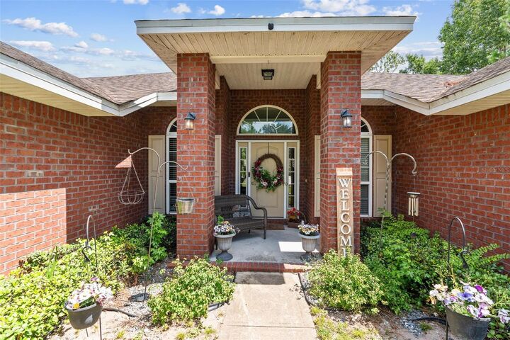 Property Photo: 3 Rae June Place FL 32164