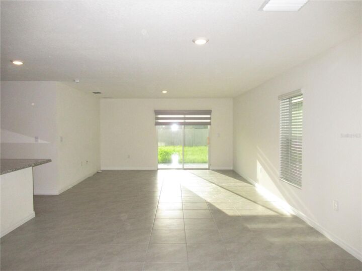 Property Photo: 12178 Lily Magnolia Lane FL 33569