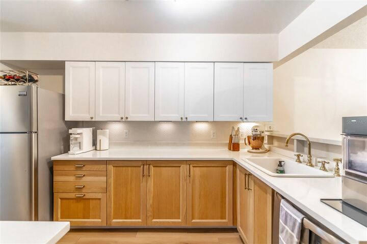 Property Photo:  716 Edgewater Drive 2A  FL 32804 